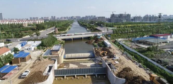 鋼壩閘門(mén) 鋼壩閘門(mén)